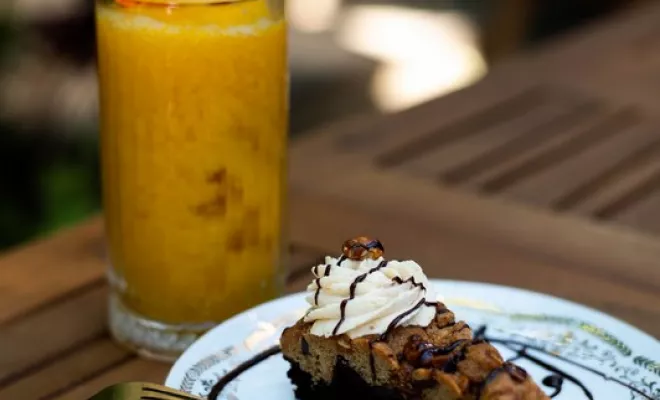 Karinekomk, Saint-Pierre, L'Atelier de Flo - Coffee Shop Péï